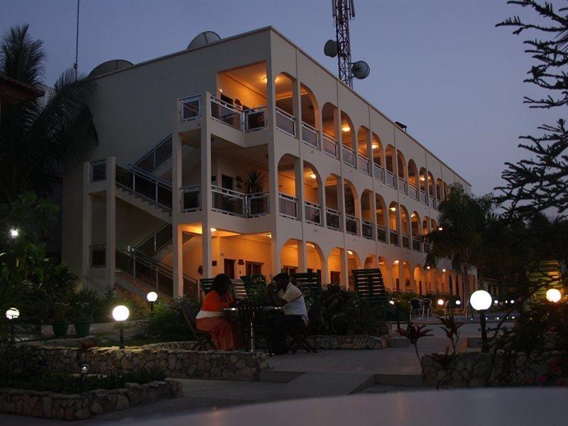 Seaview Gardens Hotel Kololi Eksteriør billede